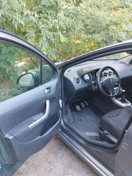 Peugeot 308 2008 - 7