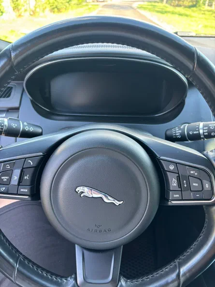 Jaguar E-Pace 2018 - 3