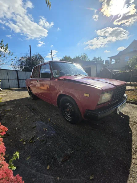 Lada (ВАЗ) 2107 1984 - 8