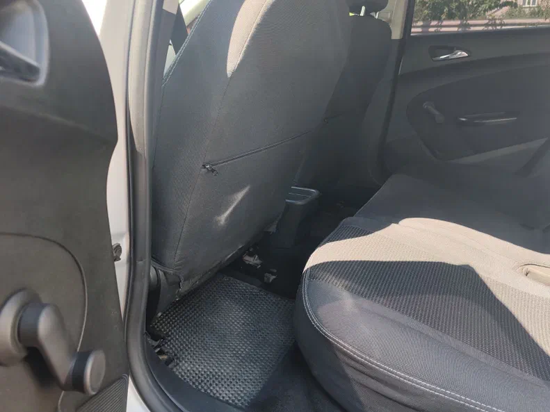 Opel Astra 2011 - 18