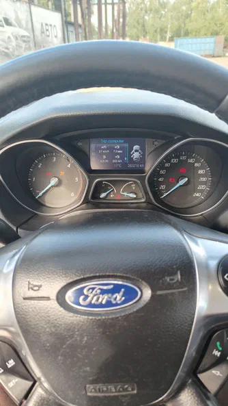 Ford Focus 2011 - 8