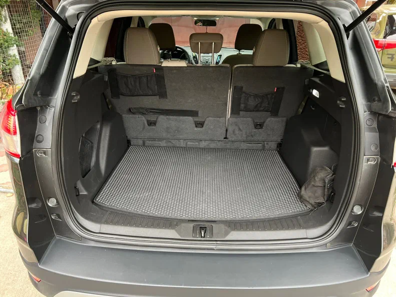 Ford Escape 2016 - 10