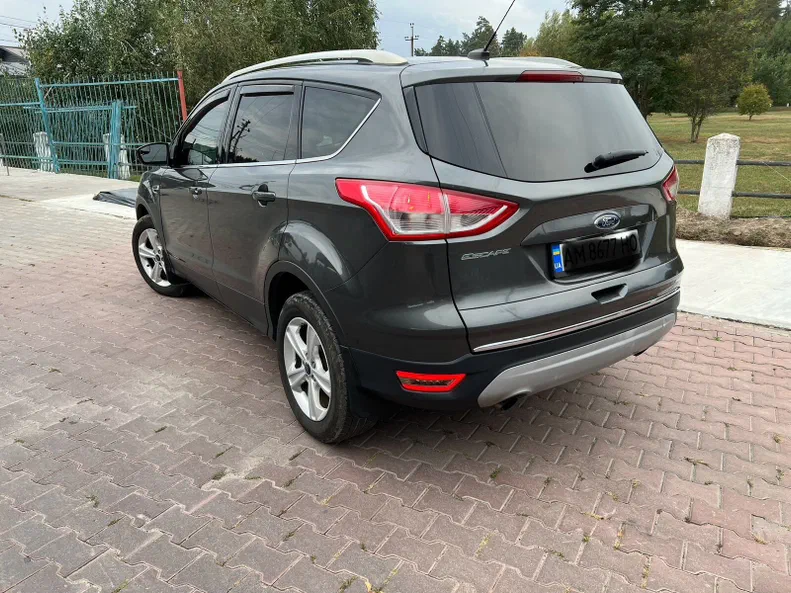 Ford Escape 2016 - 2