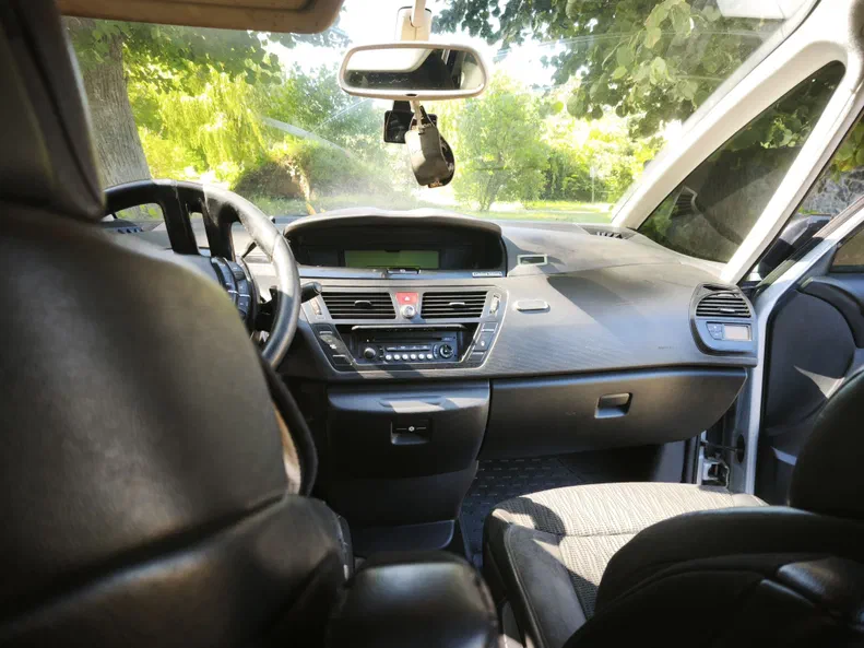 Citroen C4 Picasso 2011 - 4