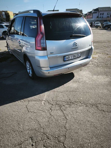 Citroen C4 Picasso 2011 - 3
