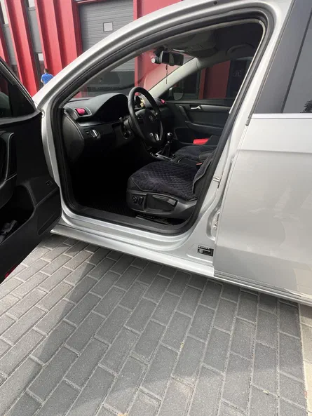 Volkswagen Passat 2011 - 27