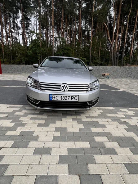 Volkswagen Passat 2011 - 2