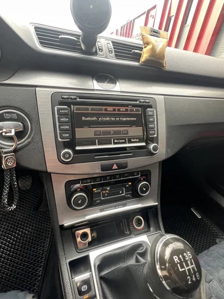 Volkswagen Passat 2011 - 21