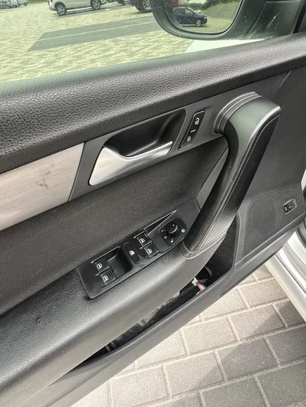 Volkswagen Passat 2011 - 19