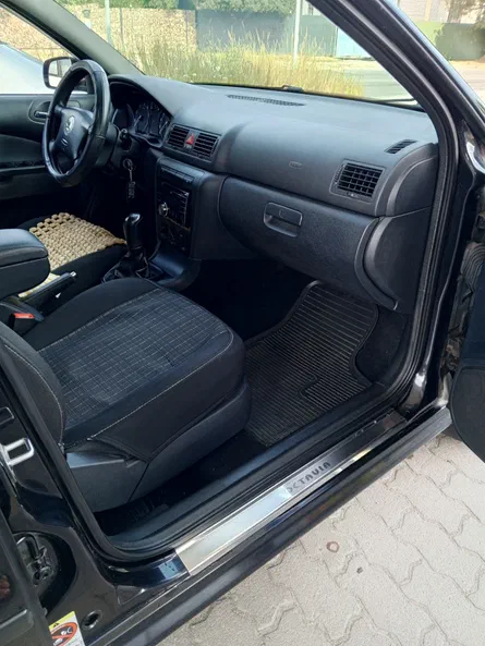 Skoda Octavia 2008 - 9