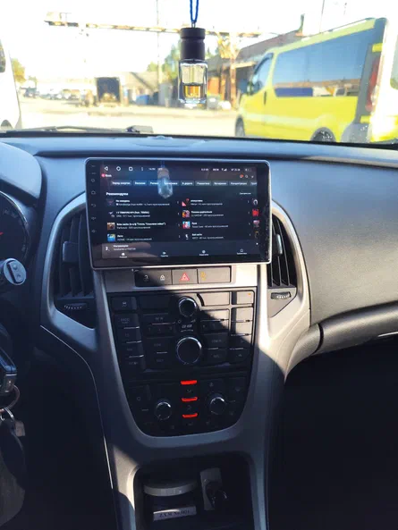 Opel Astra 2011 - 5