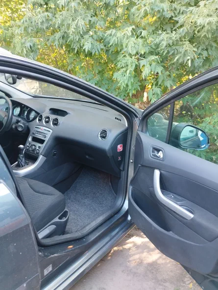 Peugeot 308 2008 - 9