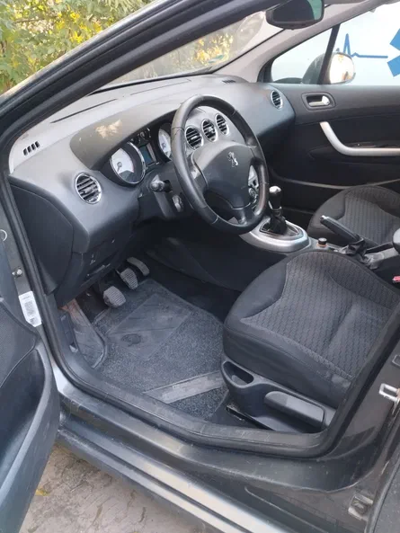 Peugeot 308 2008 - 6