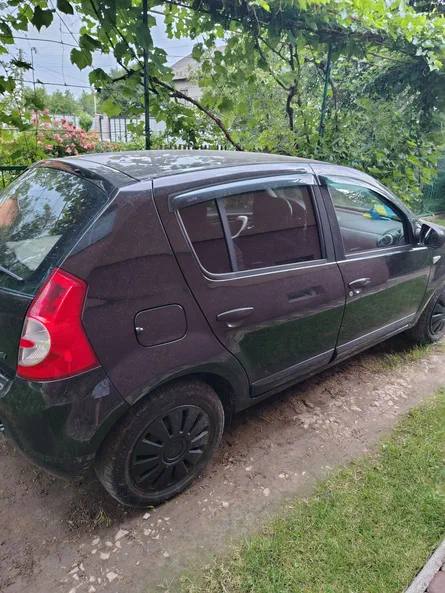 Dacia Sandero 2010 - 2
