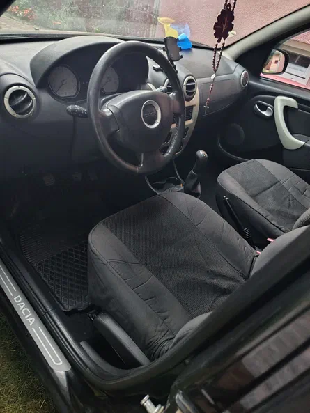Dacia Sandero 2010 - 7