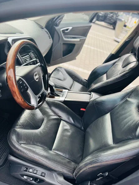 Volvo XC60 2014 - 13