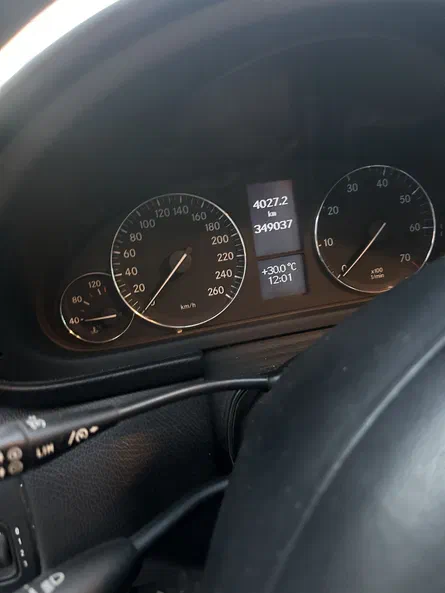 Mercedes-Benz C-Клас 2005 - 7