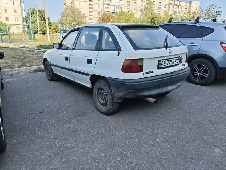 Opel Astra 1993 - 4