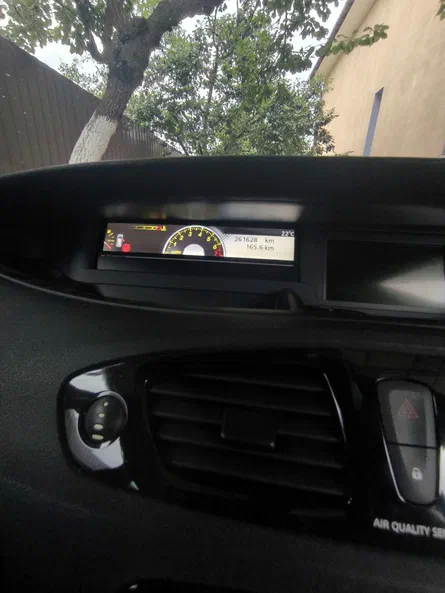 Renault Scenic 2011 - 5