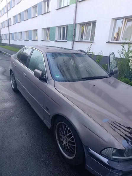 BMW 5 серія 2002 - 1