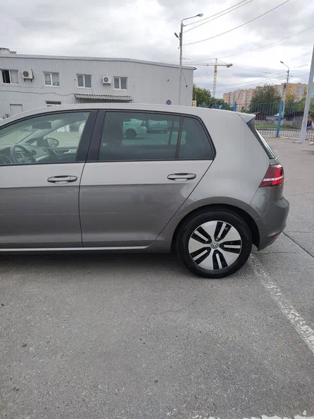 Volkswagen Golf 2014 - 1