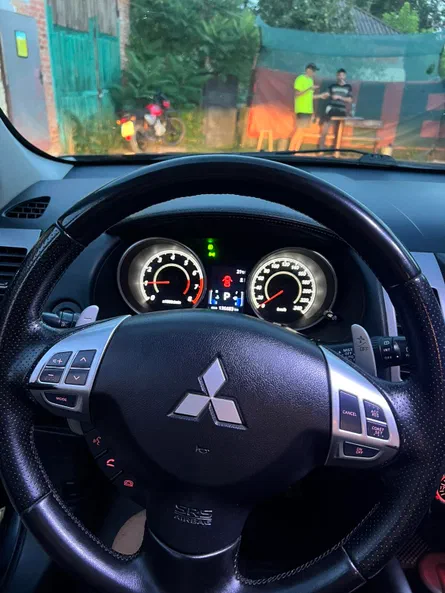 Mitsubishi Outlander 2010 - 9