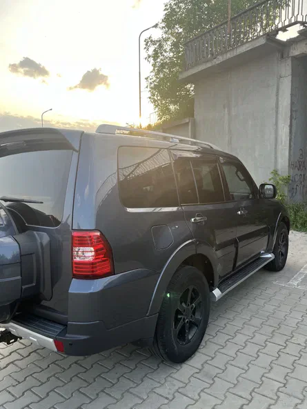 Mitsubishi Pajero 2008 - 2