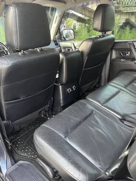 Mitsubishi Pajero 2008 - 1