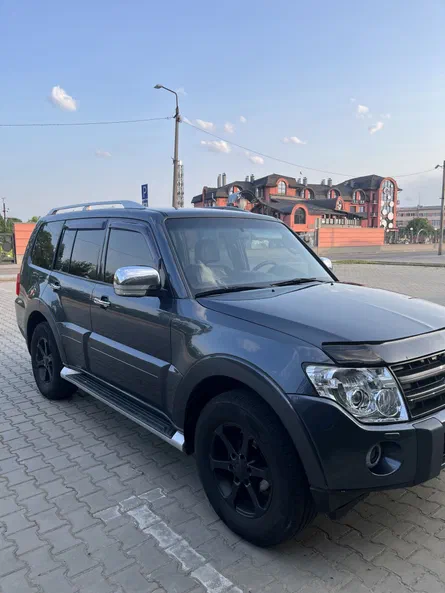 Mitsubishi Pajero 2008 - 8