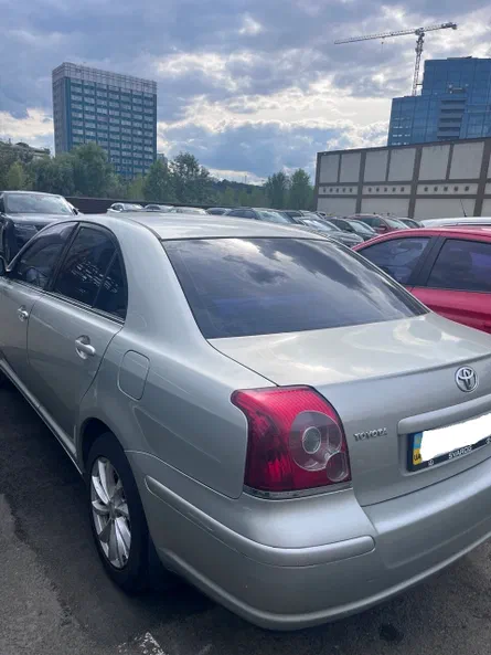 Toyota Avensis 2008 - 4
