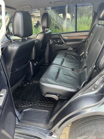 Mitsubishi Pajero 2008 - 19