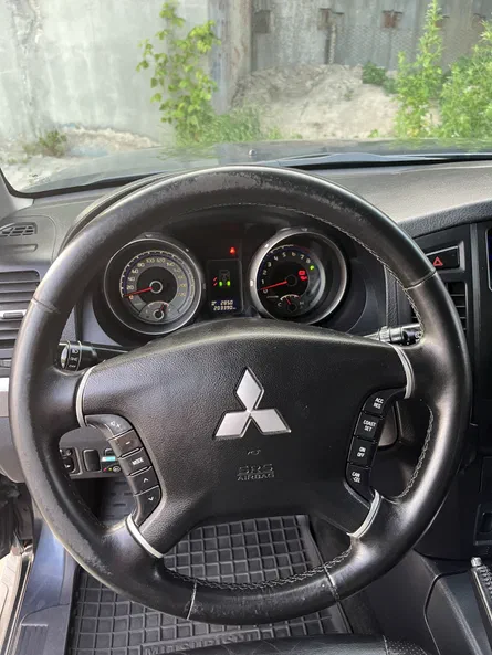 Mitsubishi Pajero 2008 - 16