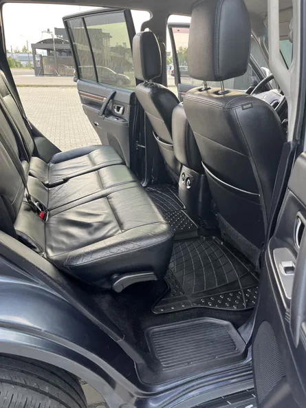 Mitsubishi Pajero 2008 - 13