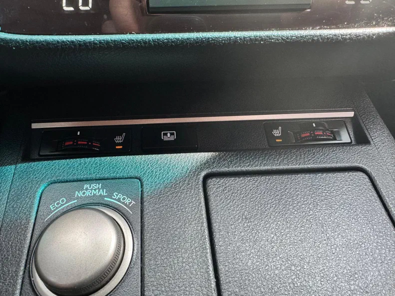 Lexus ES 2012 - 17