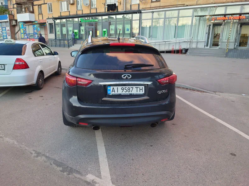 Infiniti QX70 2014 - 2