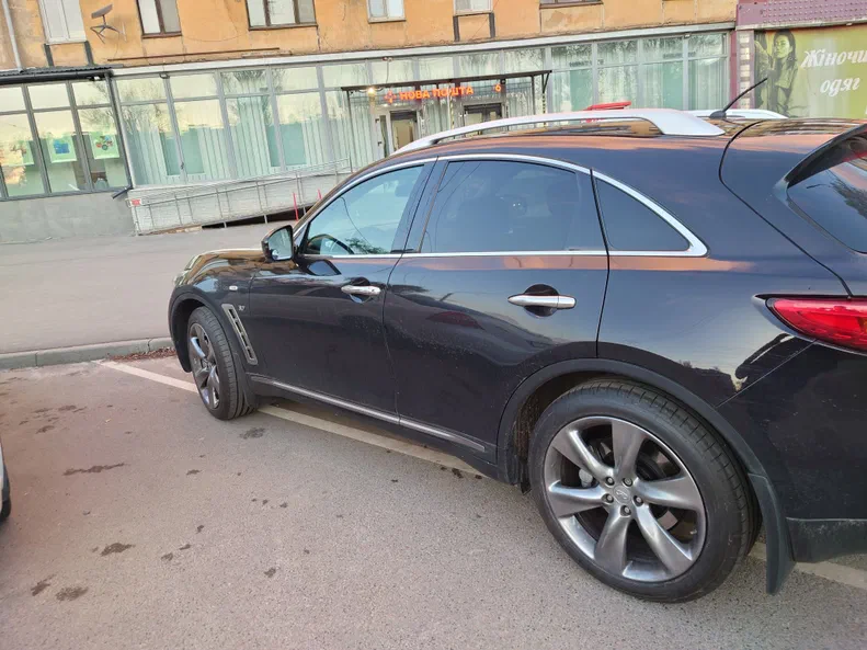 Infiniti QX70 2014 - 1