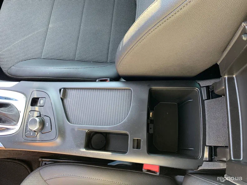 Opel Insignia 2011 - 16