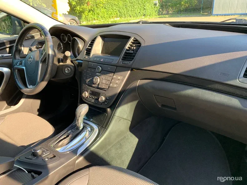 Opel Insignia 2011 - 9