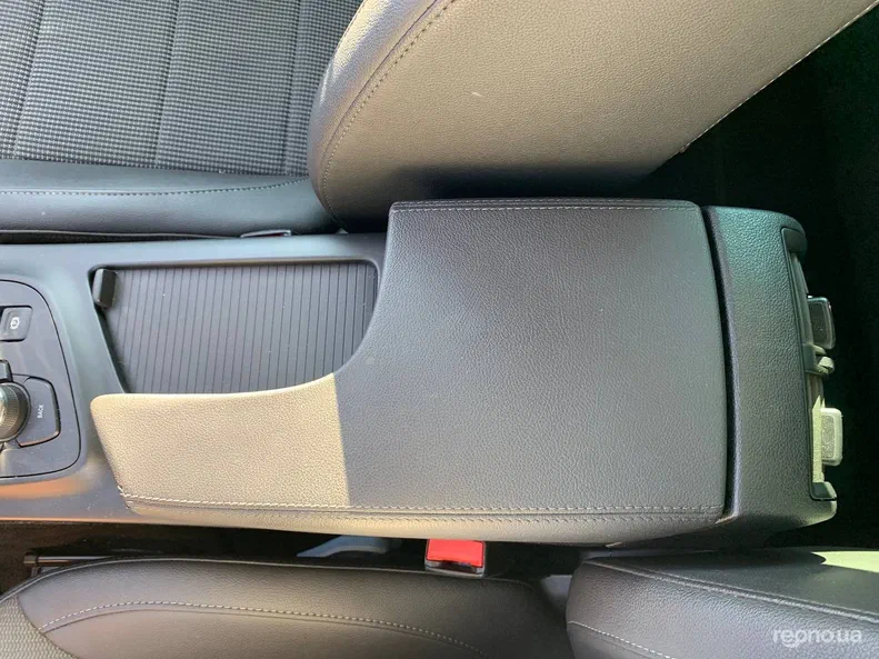 Opel Insignia 2011 - 14