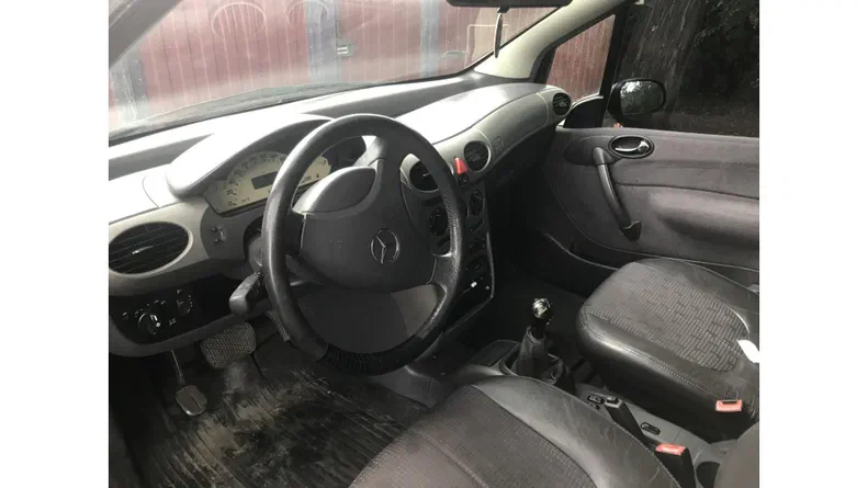 Mercedes-Benz А-Клас 1999 - 7