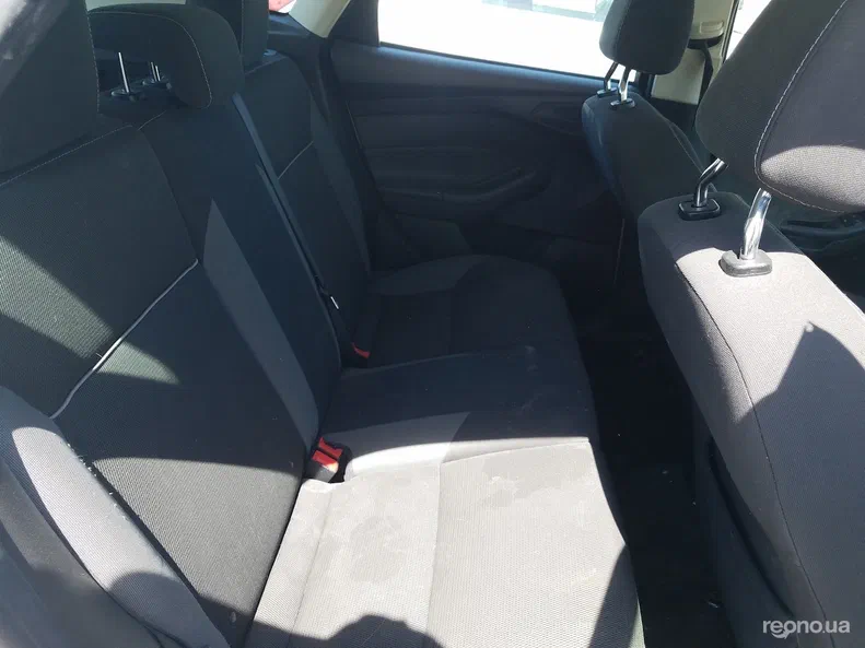 Ford Focus 2012 - 6