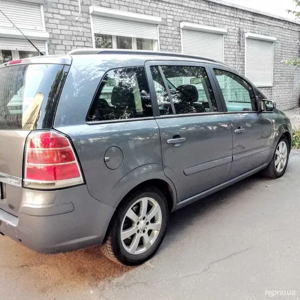 Opel Zafira 2005