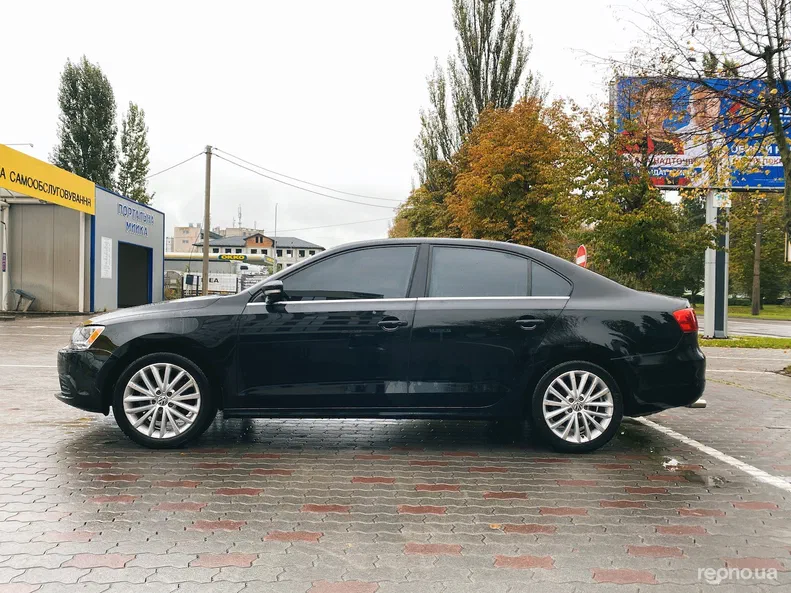 Volkswagen Jetta 2013 - 9
