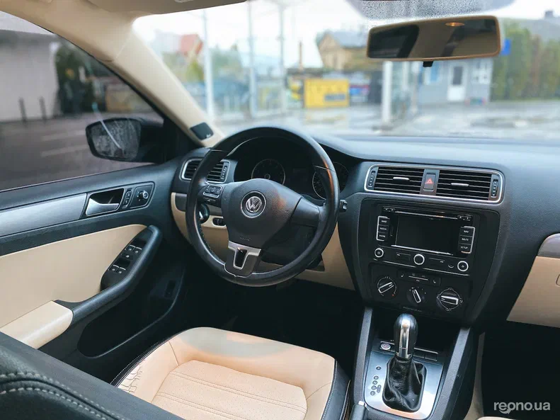 Volkswagen Jetta 2013