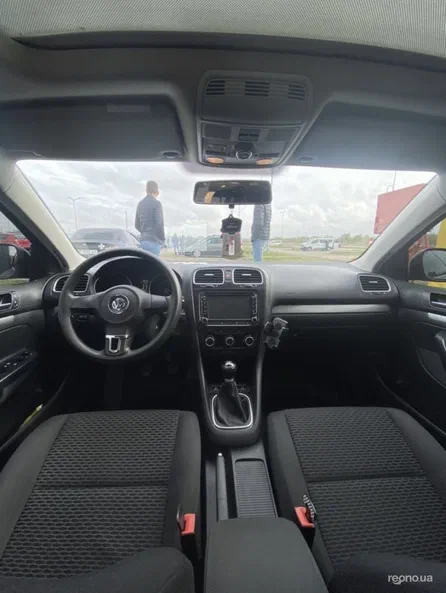 Volkswagen Golf 2011 - 5