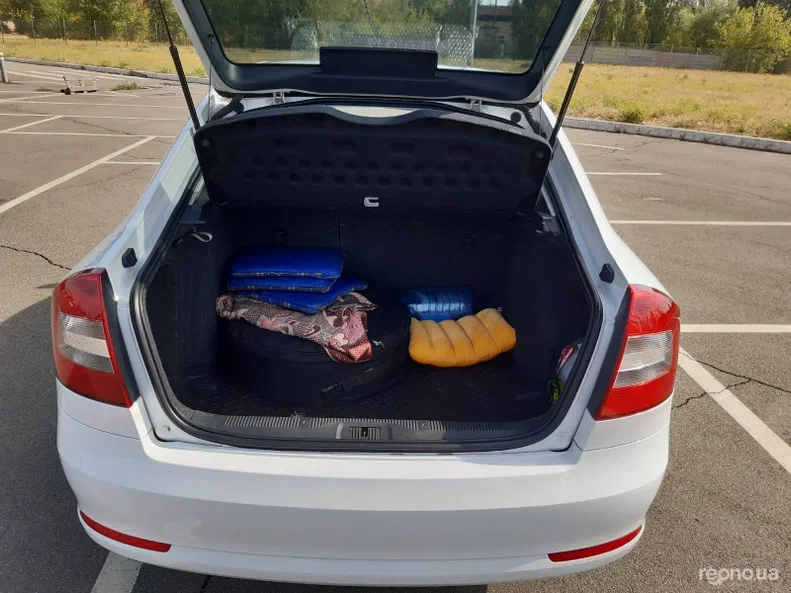 Skoda Octavia 2012 - 7