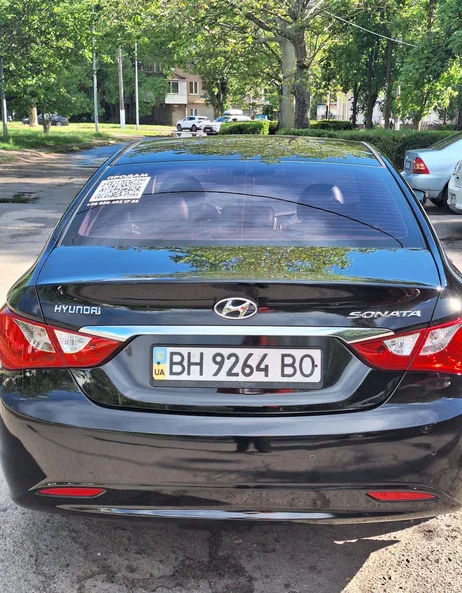 Hyundai Sonata 2011 - 5