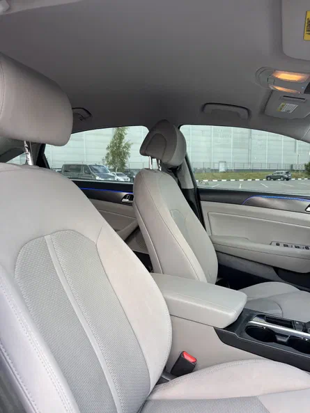 Hyundai Sonata 2016 - 24