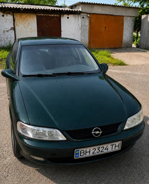 Opel Vectra 1998 - 0