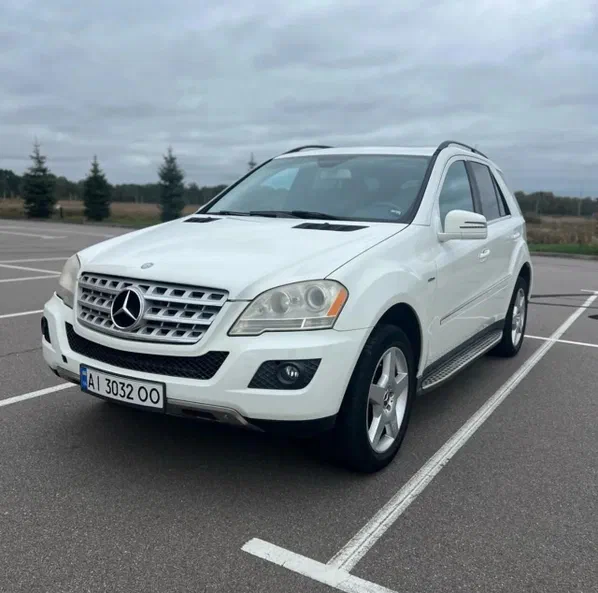Mercedes-Benz M-Клас 2010 - 2